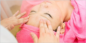 女性の為の輝きヘアスタイル